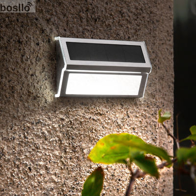 Un buen precio. Luzes de pared exteriores de larga duración con batería AA NI-MH 1.2V 1300MA en línea