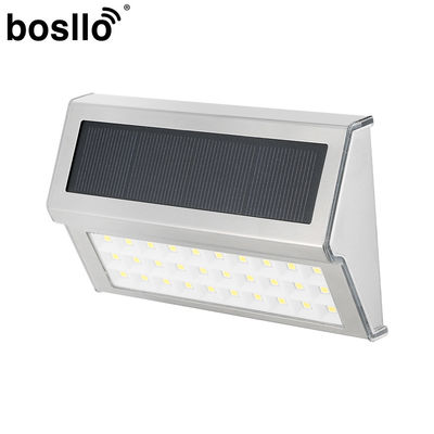 Un buen precio. Lámpara solar impermeable de 6000K IP55 Silicio monocristalino impermeable en línea