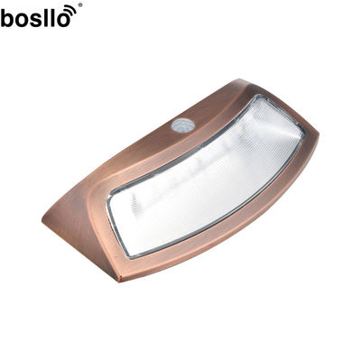 Un buen precio. Lámpara de pared de inducción de carga solar OEM para iluminación exterior en línea