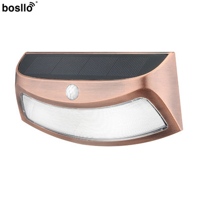 Un buen precio. Lámpara de inducción solar de larga duración de 6-8 horas con material de cobre puro y panel de silicio monocristalino en línea